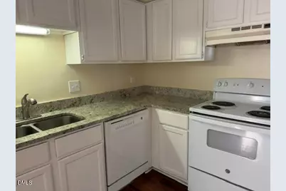 110 New Cooper Square, Chapel Hill, NC 27517 - Photo 9