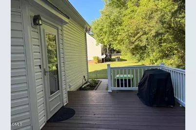 111 Fox Run, Henderson, NC 27536 - Photo 11