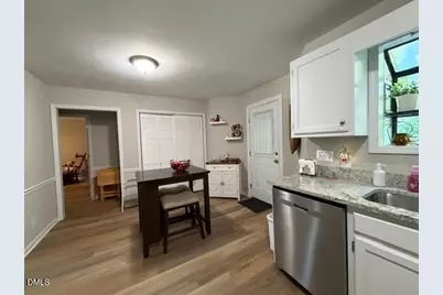 111 Fox Run, Henderson, NC 27536 - Photo 5