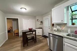 111 Fox Run, Henderson, NC 27536 - Photo 5