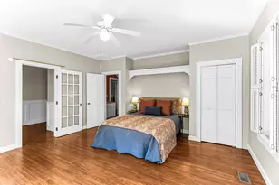 114 N Occoneechee St, Hillsborough, NC 27278 - Photo 21