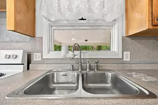 3719 Old Chapel Hill Rd, Durham, NC 27707 - Photo 9