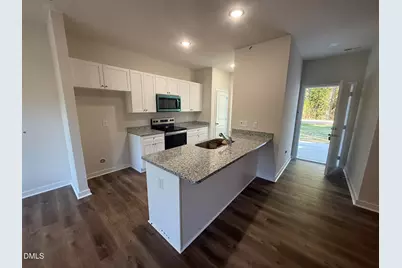 602 E Goldsboro Street, Kenly, NC 27542 - Photo 9