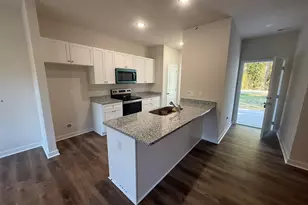 602 E Goldsboro St, Kenly, NC 27542 - Photo 9