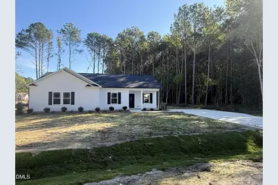 602 E Goldsboro Street, Kenly, NC 27542 - Photo 1