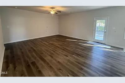602 E Goldsboro Street, Kenly, NC 27542 - Photo 5