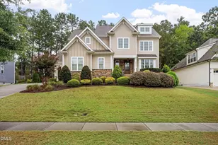 232 Sunset Bluffs Dr, Fuquay-Varina, NC 27526 - Photo 1