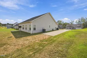 324 Manning Dr, Sanford, NC 27332 - Photo 17