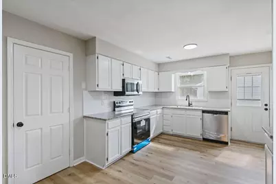 305 Reynolds Avenue N, Durham, NC 27707 - Photo 7