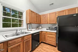 104 Shady Point Ct, Durham, NC 27703 - Photo 11
