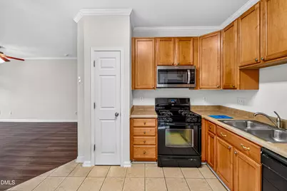 11711 Coppergate Drive #101, Raleigh, NC 27614 - Photo 9