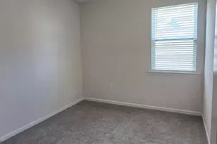 25 E Caxton Ct, Selma, NC 27576 - Photo 7
