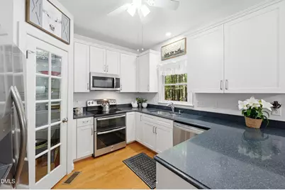 337 Chatham Drive, Chapel Hill, NC 27516 - Photo 19