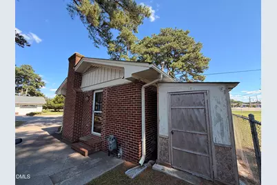 1110 Vance Street E, Wilson, NC 27893 - Photo 3