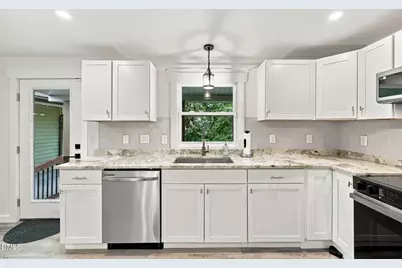 1621 N Park Avenue, Burlington, NC 27217 - Photo 9