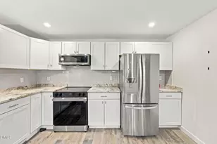 1621 N Park Ave, Burlington, NC 27217 - Photo 7