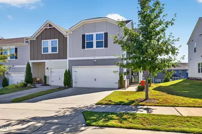 911 Field Ivy Drive, Fuquay-Varina, NC 27526 - Photo 3
