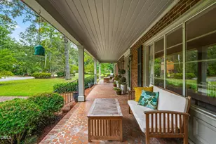1110 Chestnut Dr, Smithfield, NC 27577 - Photo 5