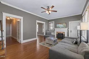 604 W Divine St, Dunn, NC 28334 - Photo 5