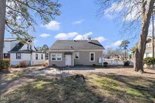 604 W Divine St, Dunn, NC 28334 - Photo 27
