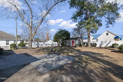 604 W Divine Street, Dunn, NC 28334 - Photo 25