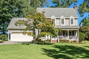513 Richmond Dr, Sanford, NC 27330 - Photo 1