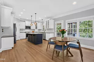 33 Kingswood Ln, Chapel Hill, NC 27517 - Photo 13