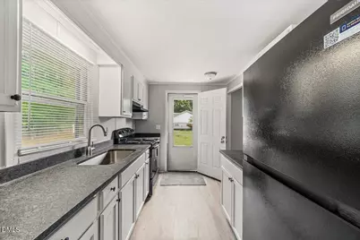 2954 Thomas Road, Henderson, NC 27537 - Photo 3