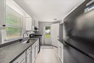 2954 Thomas Rd, Henderson, NC 27537 - Photo 3