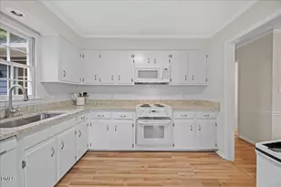 312 Melanie Ln, Cary, NC 27511 - Photo 11