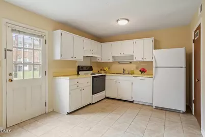 1002 Willow Drive #19, Chapel Hill, NC 27514 - Photo 9