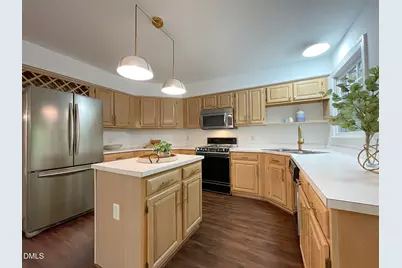 102 Hunters Crossing, Cary, NC 27518 - Photo 11