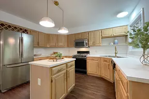 102 Hunters Crossing, Cary, NC 27518 - Photo 11