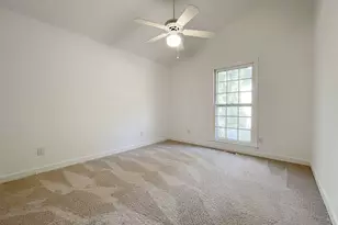102 Hunters Crossing, Cary, NC 27518 - Photo 23