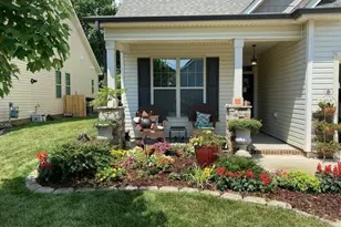 910 Palm Ct, Mebane, NC 27302 - Photo 3