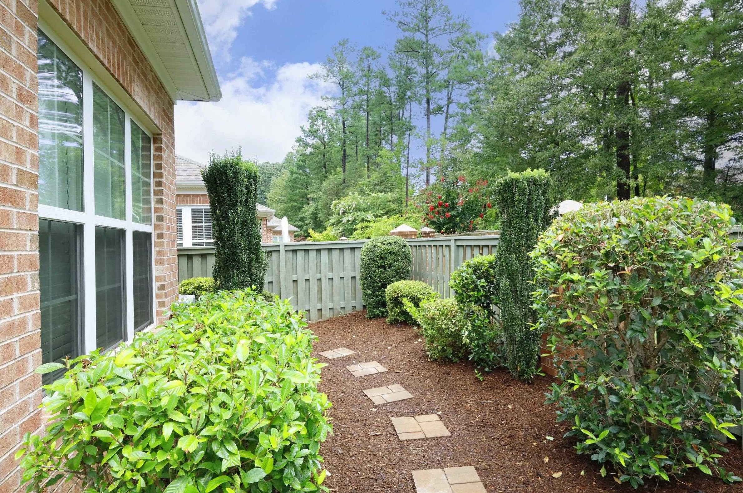 251 Hales Wood Rd, Chapel Hill NC 27517-7227 exterior