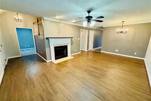 616 Amberdale Cir W, Lumberton, NC 28358 - Photo 3