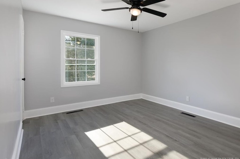 3651 Dunn Rd, Fayetteville NC  28312-8896 exterior