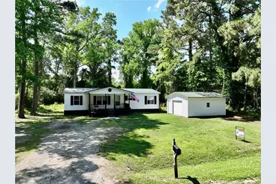 200 Caldonia Lane, Lumberton, NC 28358 - Photo 1
