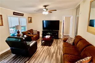 200 Caldonia Ln, Lumberton, NC 28358 - Photo 9