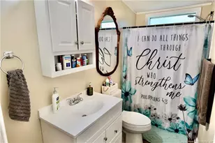 200 Caldonia Ln, Lumberton, NC 28358 - Photo 11