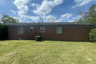 808 Bronco Ln, Fayetteville, NC 28303 - Photo 3