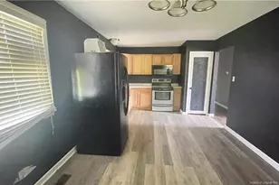 808 Bronco Ln, Fayetteville, NC 28303 - Photo 9