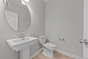 105 Pungo Ln, Aberdeen, NC 28315 - Photo 9