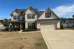 6605 StillWood Dr, Hope Mills, NC 28348 - Photo 1