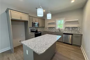 655 W Iowa Ave, Southern Pines, NC 28387 - Photo 7