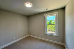 655 W Iowa Ave, Southern Pines, NC 28387 - Photo 17