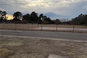 201 S Elm St, Maxton, NC 28364 - Photo 11