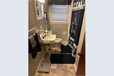 201 S Elm Street, Maxton, NC 28364 - Photo 9