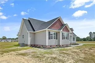 3018 Dinwiddle Dr, Wade, NC 28395 - Photo 3